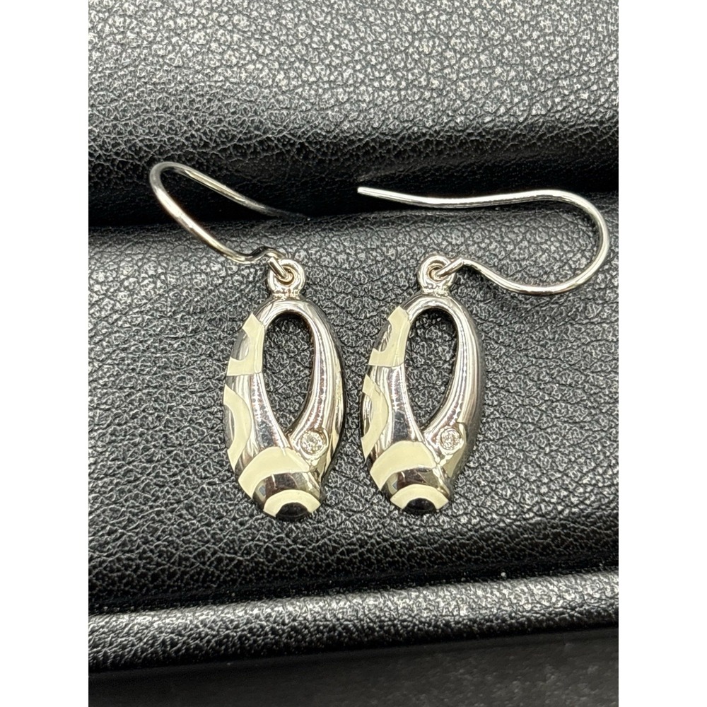 New Condition Sterling Silver Genuine Diamond Enamel Dangle Earrings 925 G13